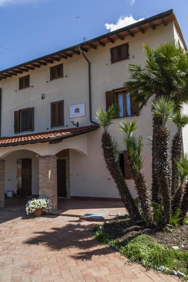 Flori'S Acomodação com café da manhã Viareggio Exterior foto